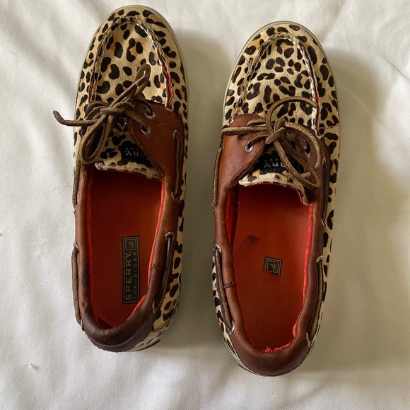 sperry top sider leopard print